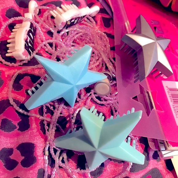 RARE MGA Bratz dolls and Baby Bratz accessories - rare find!! - Picture 1 of 9